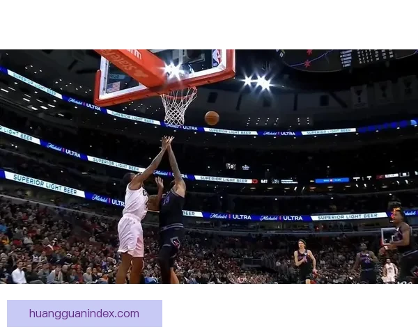 哈登连两场送14助攻成骑士队史第六人 莫布利创赛季新高砍34分17篮板